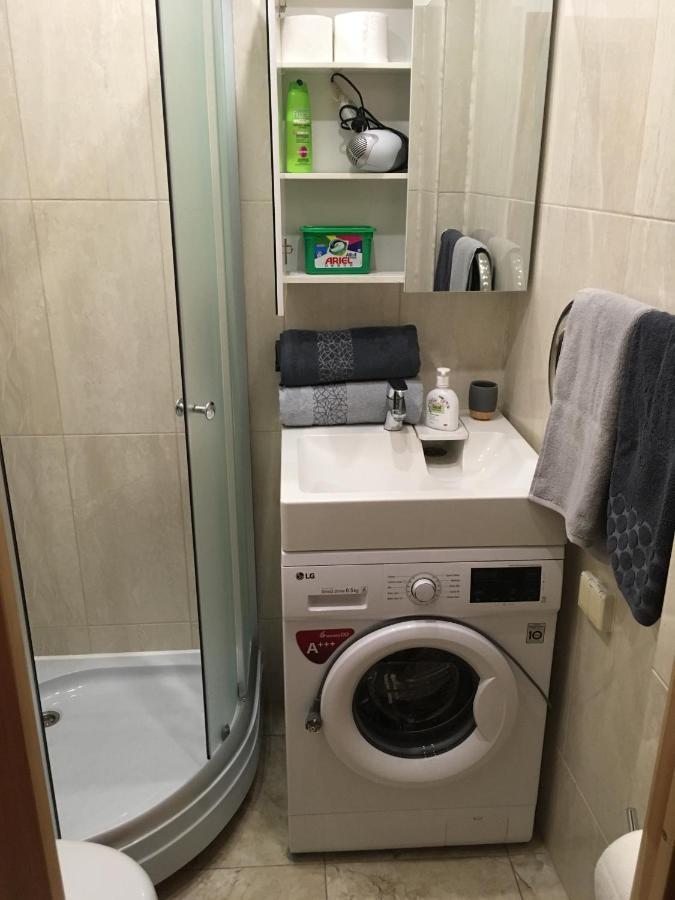 Apartment Near The Seaside Jurmala Bagian luar foto